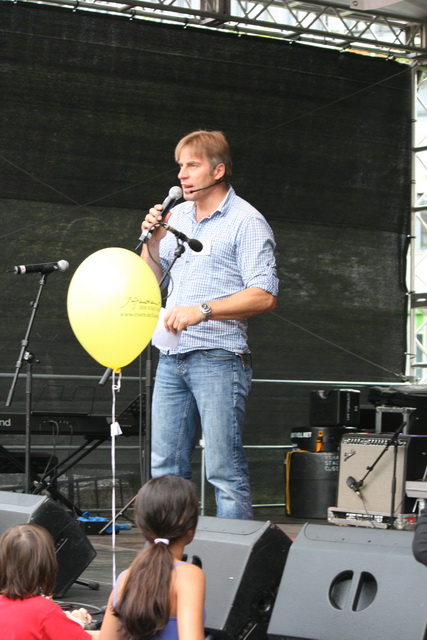 gal/2010/2010 Saitentwist Essen Original Moderation und Kinderbuehne 11.09/2010 Saitentwist 11.09. Moderation Essen Original HIrschlandplat 076.jpg